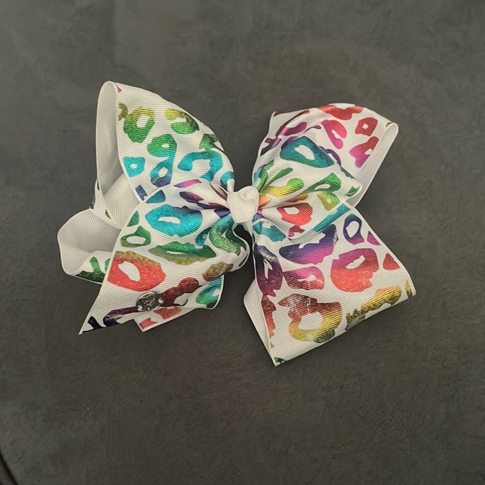 Hair bow